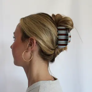 Retro Stripe claw clip