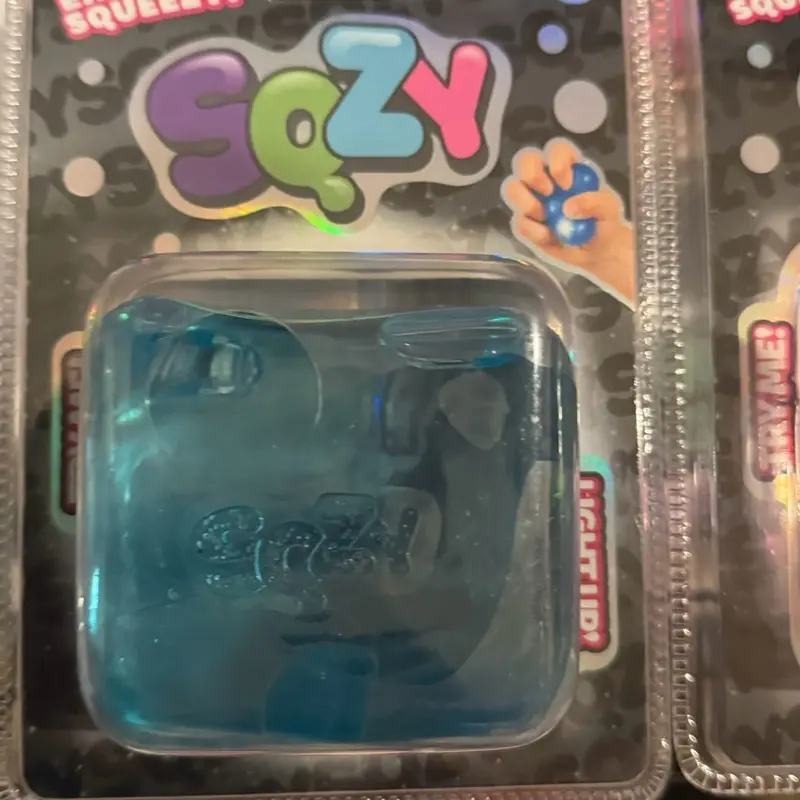 Sqzy Light Up Jumbo Squeezy Cube