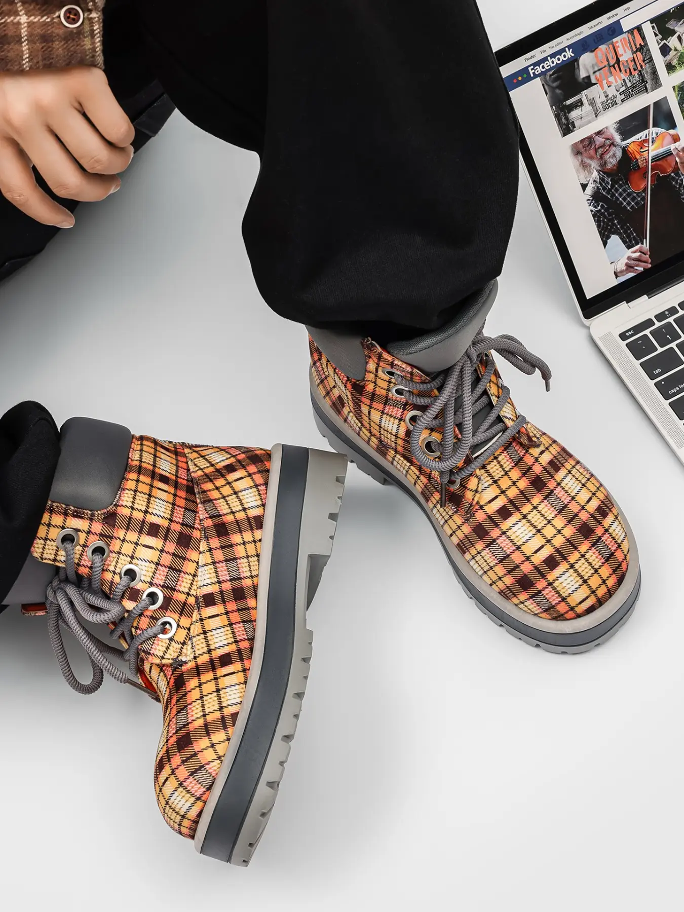 Men's Fashion Boots Fall Winter New Trendy Casual Thick Rubber Sole Anti-Slip Wear-Resistant PU Leather Mid-Calf Shoes for Outdoor Campus Boots