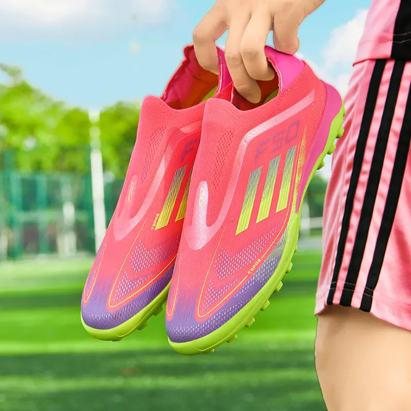 2037 Broken Nail Plum Red