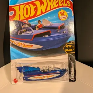 hot-wheels Batboat