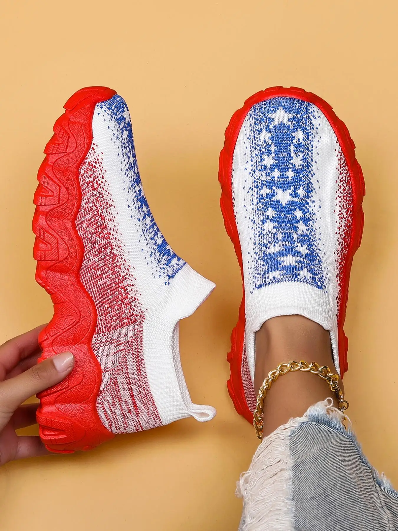 Women's Star Print Slip on Sneakers, Casual Comfortable Breathable Sports Running Shoes, Independence Day Round Toe Shoes for Daily Wear