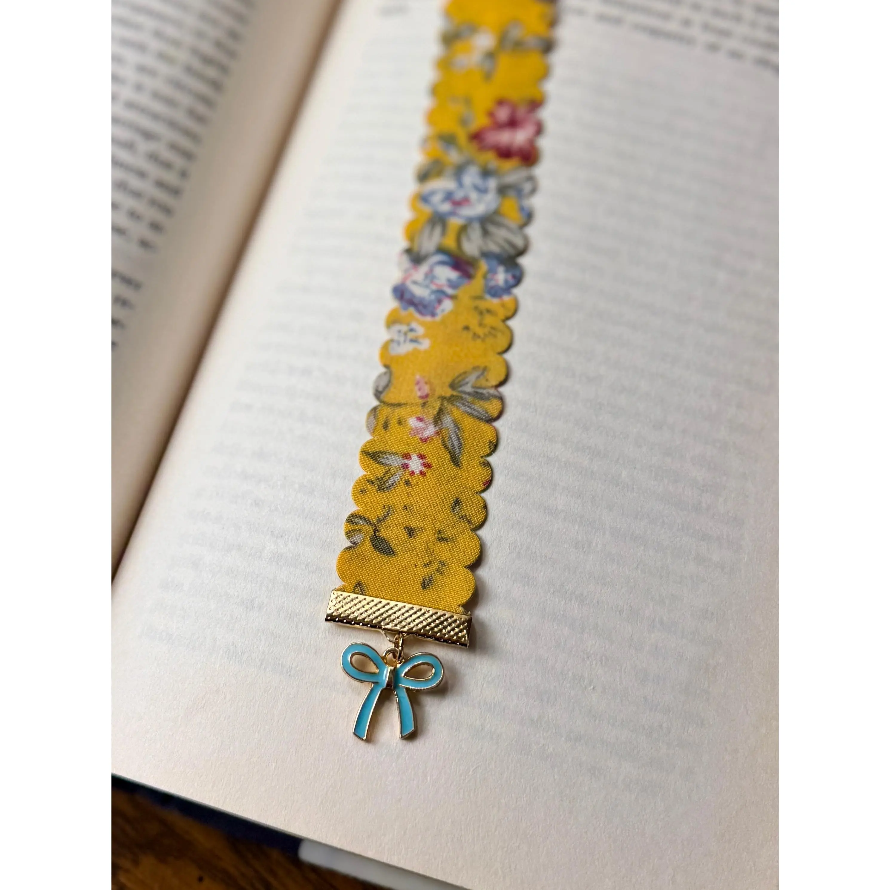 Delilah Ribbon Bookmark