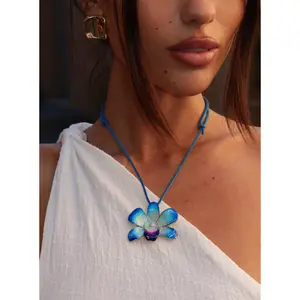 Wildrose Flower Pendant Necklace Blue