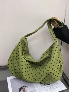 1pc Ladies' large capacity wave point design shoulder bag suitable for daily commuting, shopping, going to work, school, giving gifts, ladies' essential shoulder bag