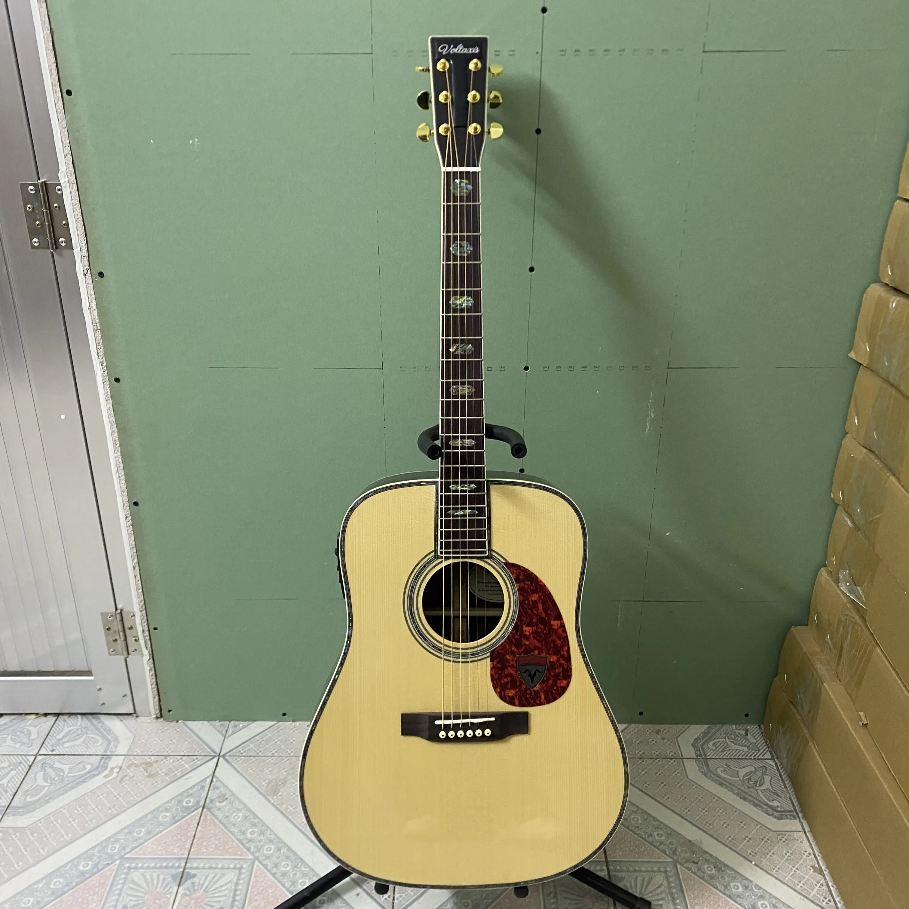 6-string D45 acoustic electric guitar, solid spruce top, equipped with pickups, rosewood fretboard, 20 frets