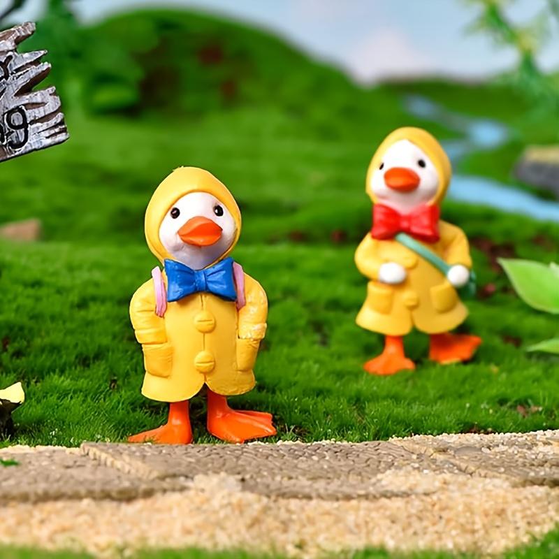 Miniature Figurines 4 Mini Ducks Fairy Garden Miniature Farm Figurines Moss Landscape Cute Ornaments Kit For Home Outdoor Décor Gift Desk Decorations (4 Mini Ducks In Yellow Raincoat)
