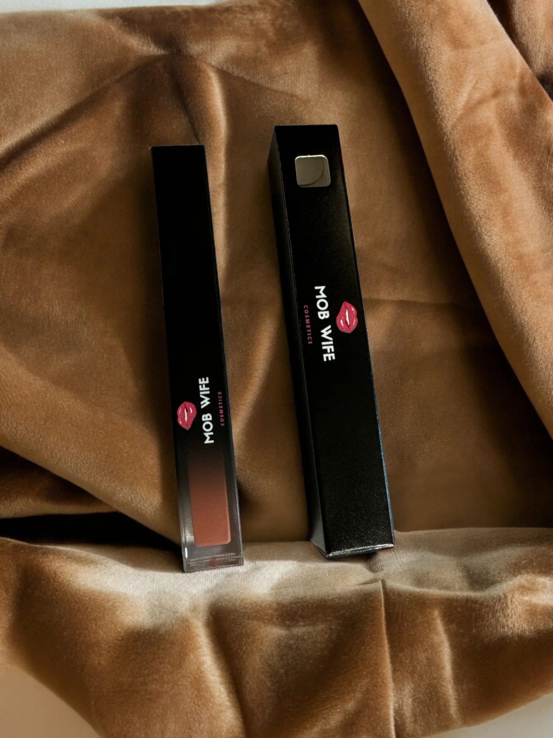 Mob Wife "Consigliere Coral" Matte Lipstick: Long-Lasting, Bold, and Luxury Lip Care