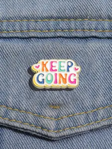 Letter Design Brooch, Cute Cartoon Pin for Women & Men, Fashion Brooch for Party, Daily Clothing Decor, Trendy All-match & Exquisite Brooch for Birthday Gift, Charms, Jewelry