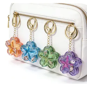 Cute Flower Acrylic Liquid Keychain for Women, Kawaii Starfish Sand Glitter Keyring, Aesthetic Bag Charm for Backpack Car Purse, Trendy Gift for Girls Students