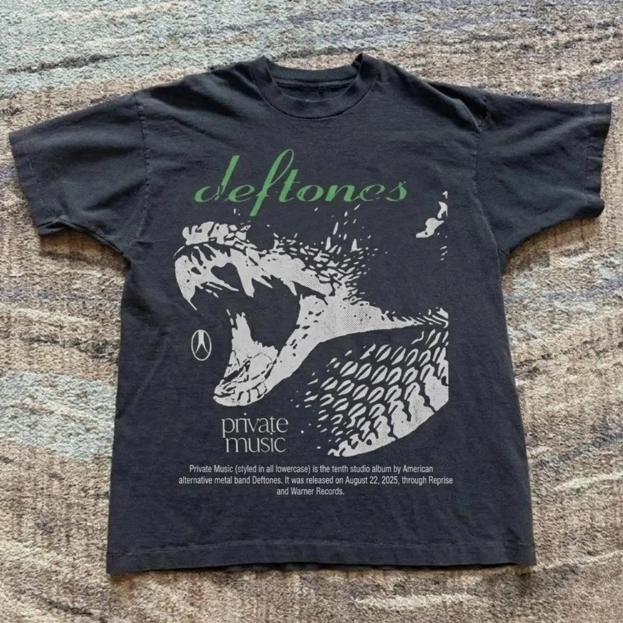 Deftones Cat Graphic T-Shirt, Black Unisex Vintage Alternative Rock Tee, Gothic Grunge Streetwear Shirt, Y2K Music Fan Gift