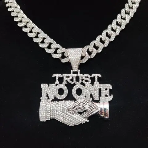 2024 Fashion Rhinestone Decorated Cuban Link Chain Necklace with Letter Handshake Shaped Pendant Design, Chunky Statement Necklace Punk Casual Trendy Chain Pendant Necklace for Party & Daily Decoration Without Box