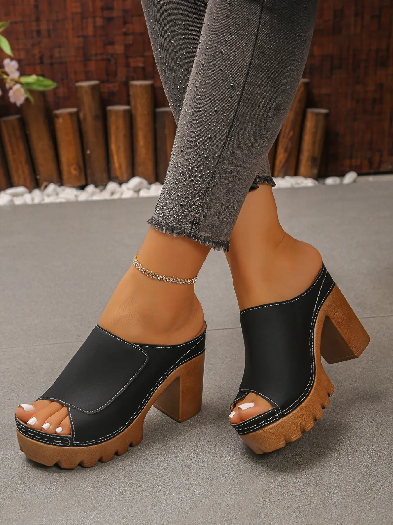 Multi colored retro coarse heel sandals for women, fashionable one-piece high-heeled sandals, fish mouth sandals, comfortable and breathable, versatile high-heeled women's sandals for summer wear, waterproof platform sandals, Elevated Sandals