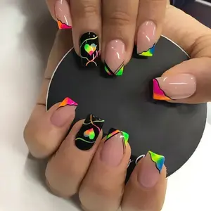 Upgrade Your Nail Style, 24pcs Chrome Press-On Nails, Medium Square Acrylic Glittering Fake Nails, Reusable, Suitable for Women & Girls