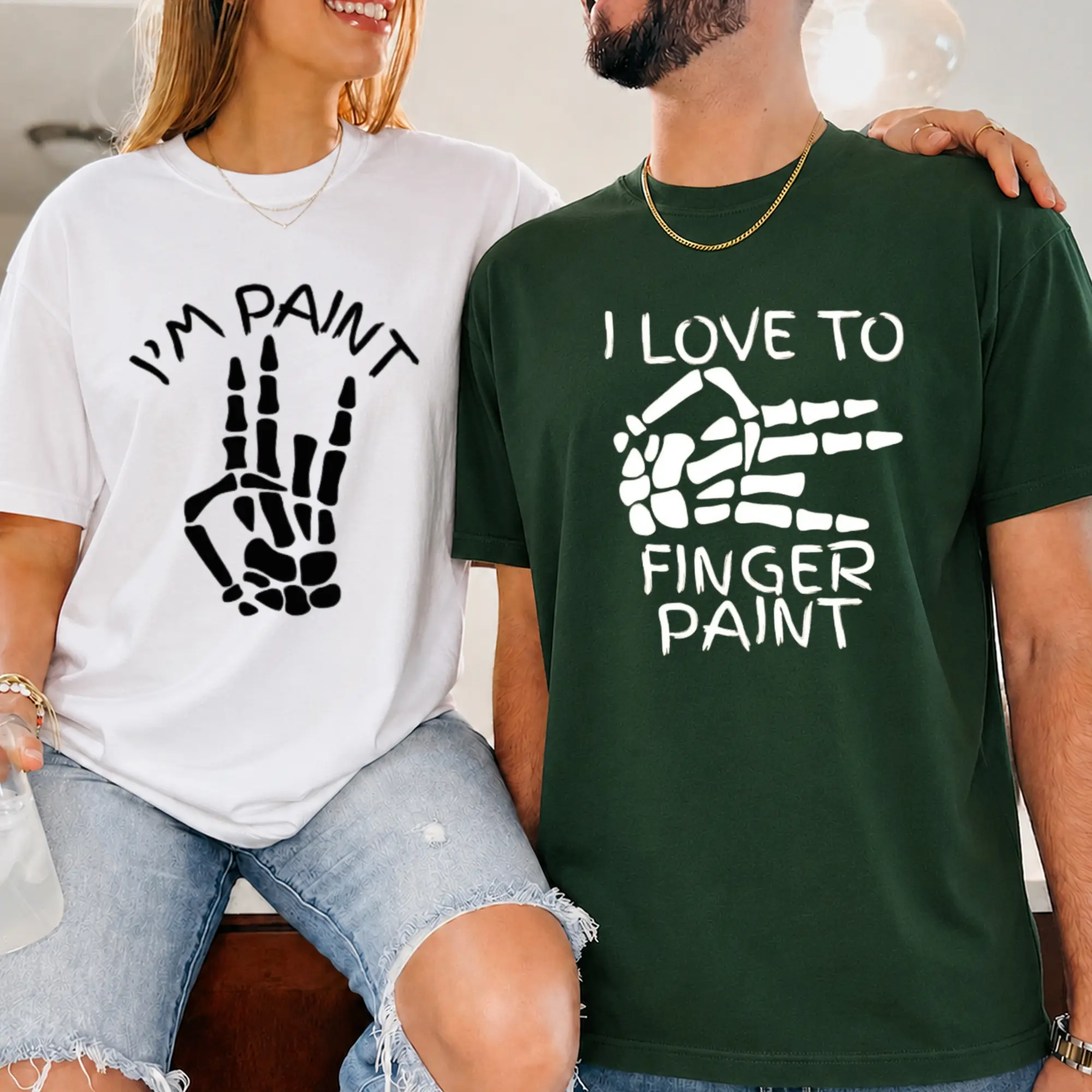 I Love to Finger Paint I’m Paint Matching Couple Shirts, Funny Halloween Skeleton Hand Graphic T-Shirts, Boyfriend Girlfriend Matching Tops, Halloween Couple Outfit, Casual Unisex Cotton Tees
