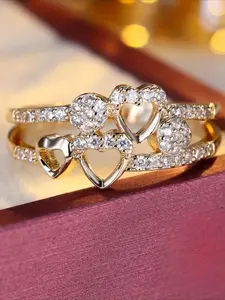 Elegant heart-set white cubic zirconia women's ring, suitable for daily wear and party occasions, a perfect jewelry gift for women