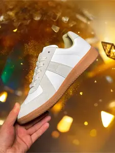 2026 New Retro German Army Trainers Unisex Classic Casual Sneakers for Men Women Couple Street Fashion Comfortable Walking Leisure Shoes