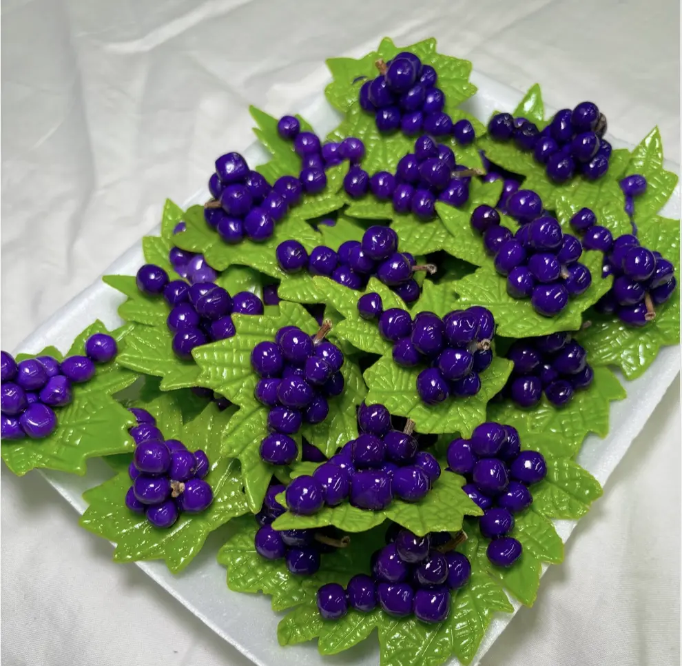 Glossy Grape Cluster Refrigerator Magnet – Red or Purple