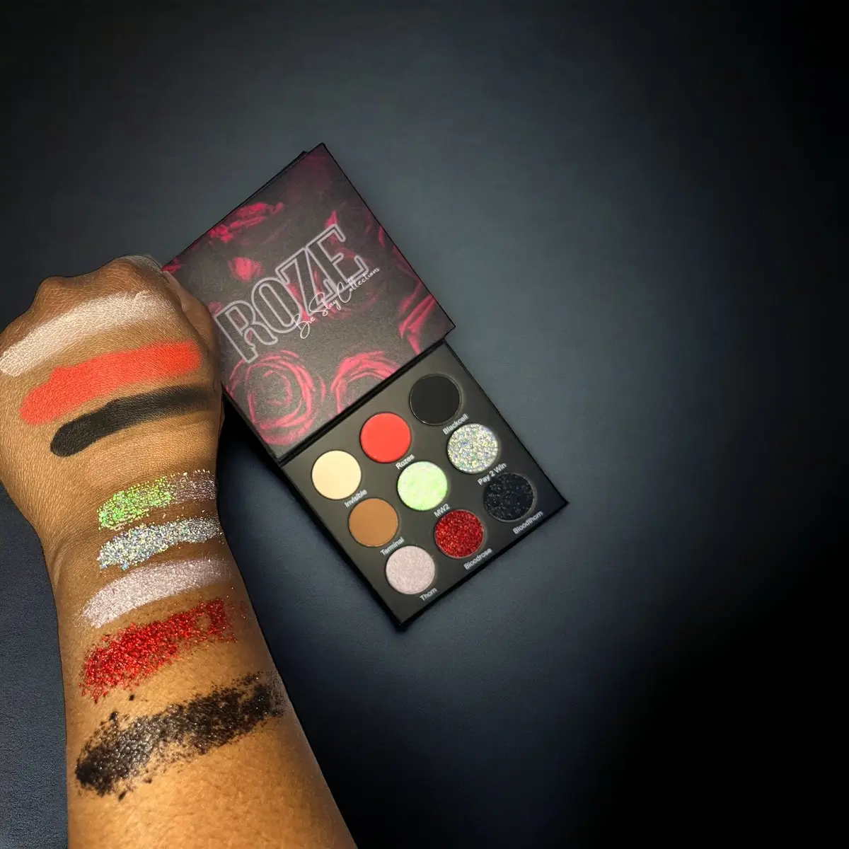 Roze Gaming Eyeshadow Palette | Gamer pigmented play beauty fall grande sets