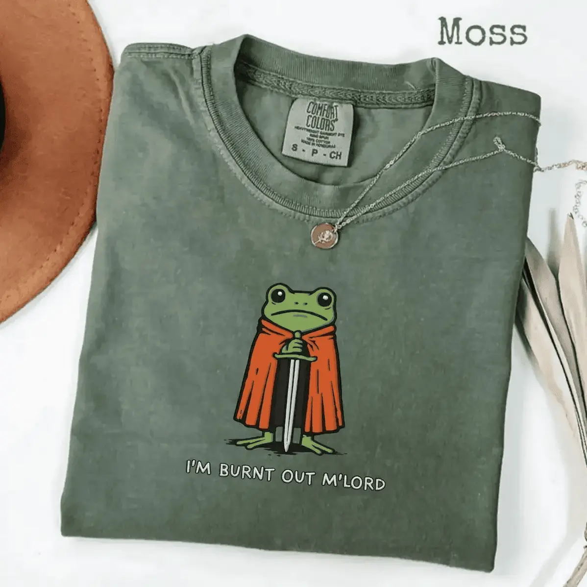 Men's Short-Sleeve Round Neck Soft Fabric Graphic Print T-Shirt - "I’m Burnt Out M’lord" Funny Knight Frog DnD Nerd Top, All Season Casual Athletic Relaxed Unisex Streetwear, Renaissance Faire Gift, Classic, Cold Wash, 3Xl, 4Xl, Multi-Size, Cotton