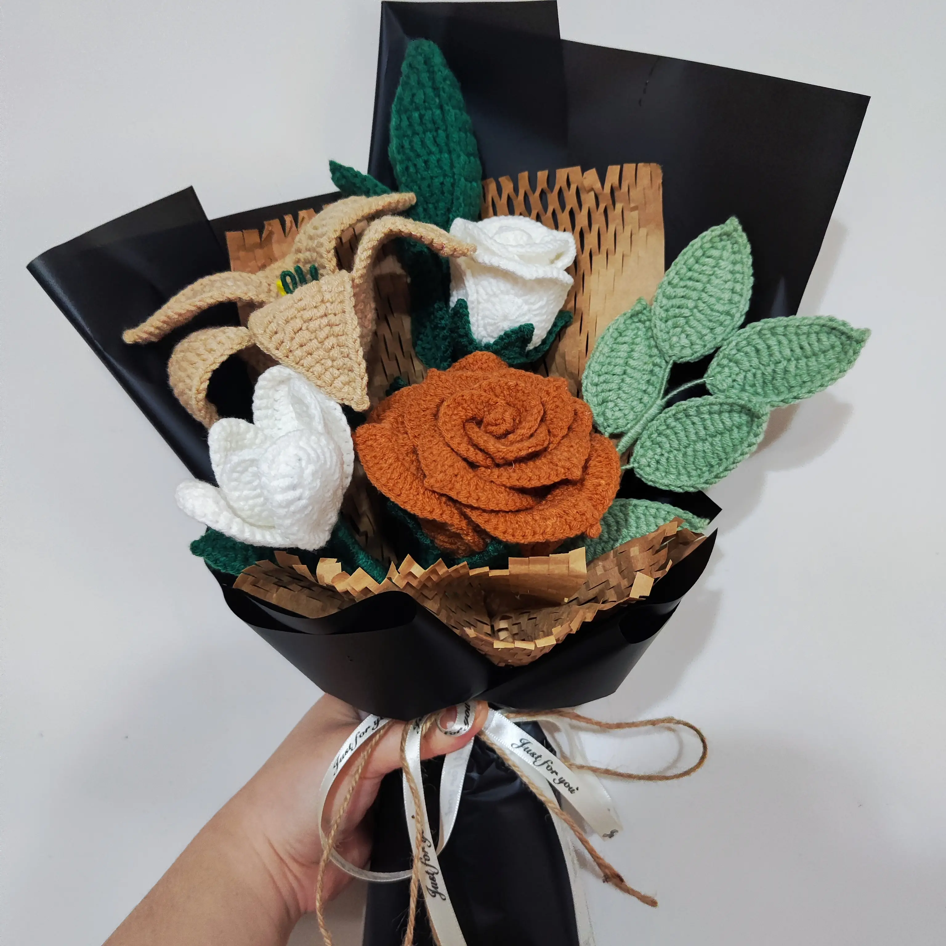 yarn crochet flowers / gifts for her / Christmas gifts