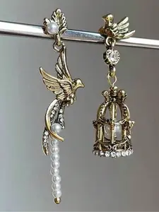 Vintage Asymmetric Birdcage Faux Pearl Earrings Set for Women, Unique Design, Perfect for Any Occasion, Elegant Jewelry Accessory