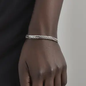 European and American Minimalist Silver Stainless Steel Men's Bracelet Suitable for Daily Elegant Party Jewelry Accessories Trendy Stack Bangle