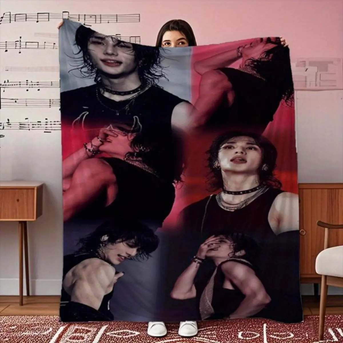 Soft Throw Blanket Cute A Hyunjin-Themed Printed Flannel Blanket,Warm,And Cozy,Perfect For The Sofa,Bed,Car,Office,Or Camping A Gift Blanket For All Seasons,It is an excellent gift for family and friends