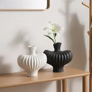 French Wabi-Kusa Style Luxury Ceramic Vase, Unique Home Decor Flower Vase, High-End Ceramic Floral Arrangement Ornament, Small Size
