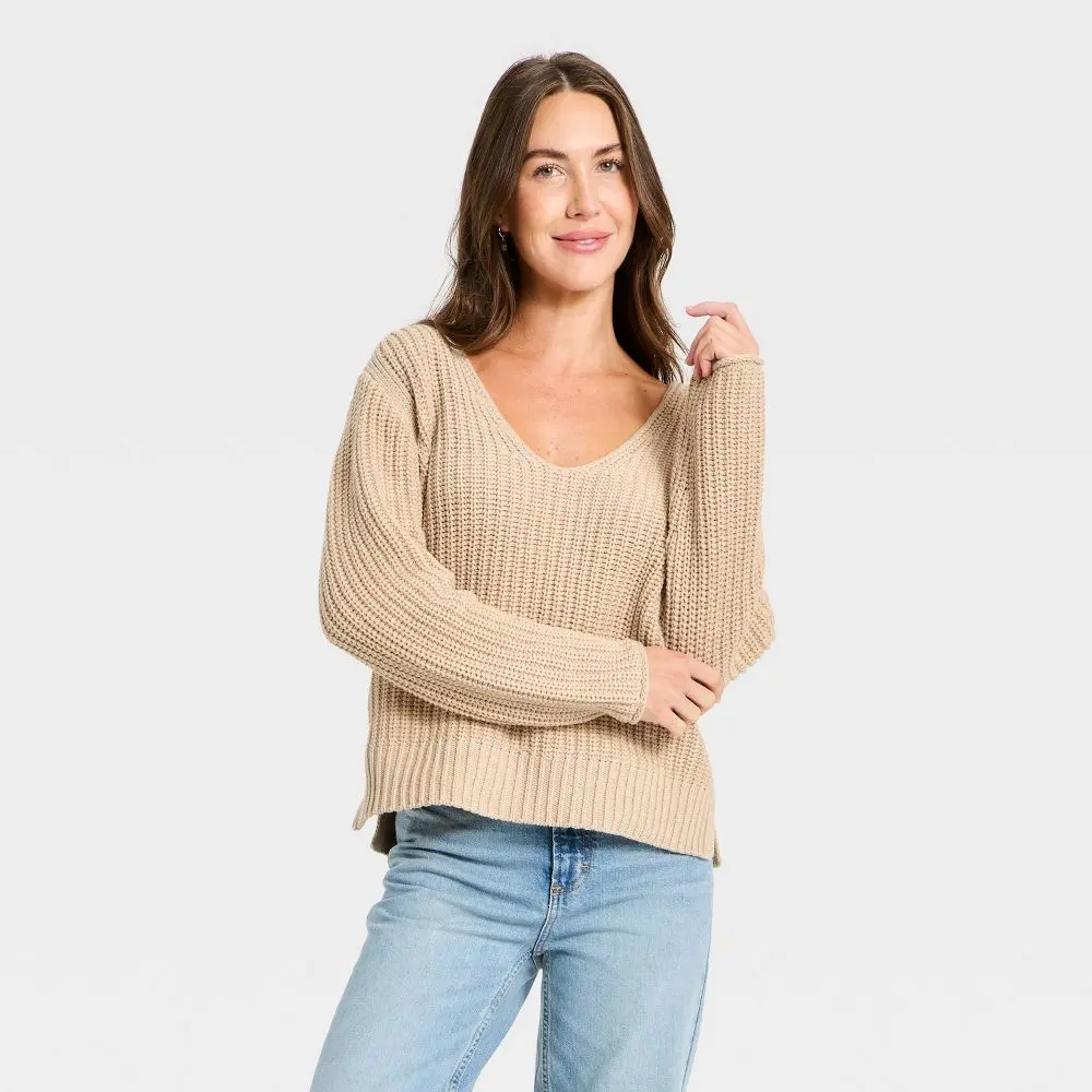Women's Wide V-Neck Pullover Sweater - Universal