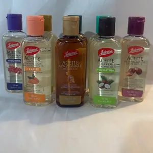 Jaloma Aceite with Vitamins. Vitamin E, Karite, Biotina, Canela, Collagen, Keratin, Olive Oil, and Grape Seed Oil. Bottle with 120ml.