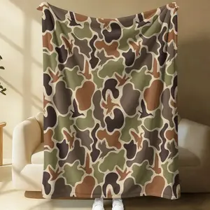 Duck Camo Flannel Blanket, Hunting Camouflage Throw Blanket, Soft Warm Blanket, Duck Hunting Print Gift Blanket, Lightweight Cozy Blanket for Couch Bed Sofa Camping, All-Season Rustic Cabin Decor