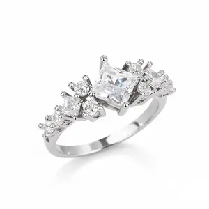 #07（Princess Cut）925 Sterling Silver Synthetic Moissanite Ring