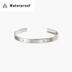 en route Sunset Boulevard Bangle in Silver, Minimalist Silver Bracelet for Everyday Wear, Jewelry Essential for Stacking, Sets & Layered Styling