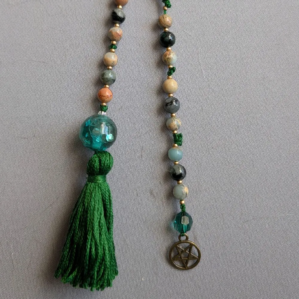 Spell-Knot Beads: The Modern Witch's Meditation Ladder