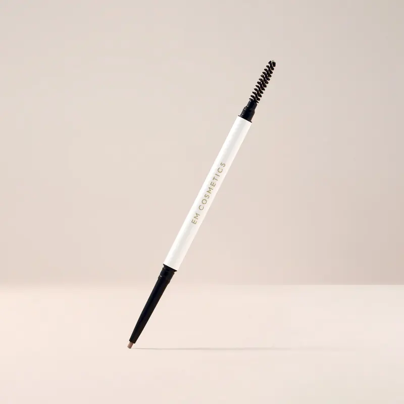 Em Cosmetics Precise Fine Liner Brow Enhancer Pencil - Makeup Eyebrow Shaping Tool with Iron Oxides, Caprylic/Capric Glycerides, Hydrogenated Coco-Glycerides, Polyethylene, Polyglyceryl-2 Triisostearate, No-Smudge Formula for Defining Eyebrows