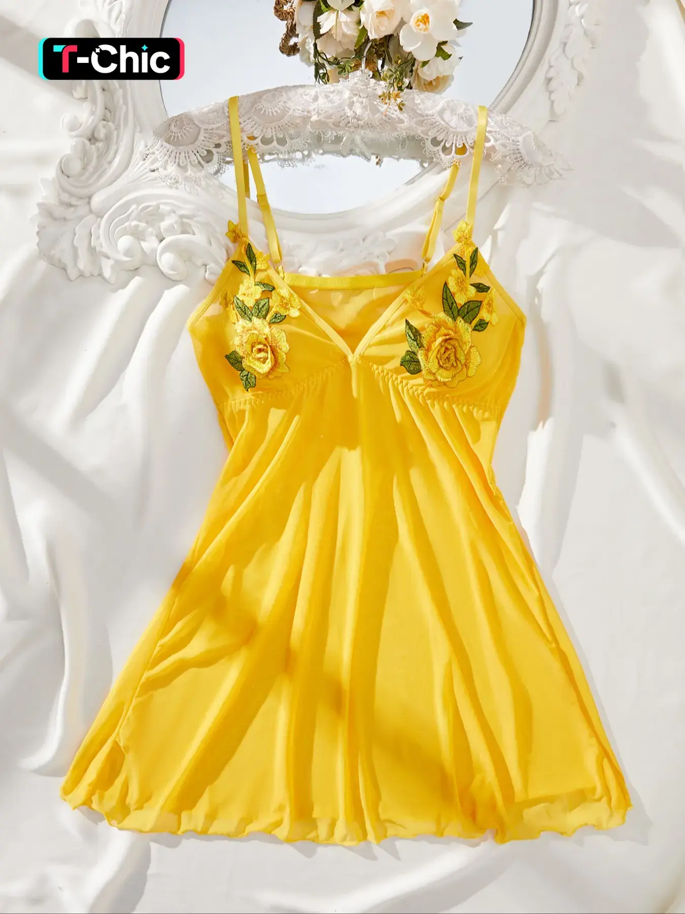 Women's Floral Embroidery Cami Sleeveless Nightdress, Soft Comfortable Spaghetti Strap Nightgown for All Seasons, Fashion Ladies' Sleepwear for Daily Wear, Embroidered Sleepwear, Elegant Nightwear