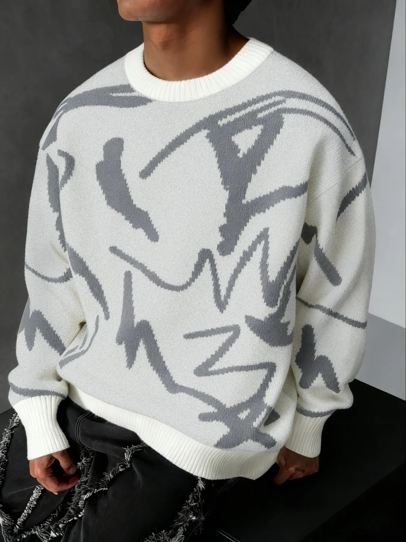 Men's Fashion Casual Long Sleeve Round Neck Fall & Winter Geometric Stripe Sweater, Artistic Knit Warm Breathable Fabric