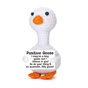 Handmade Crochet Goose Doll, Soft Stuffed Animal, Tiny Cute Decor for Living Room & Office, Adorable Bag Keychain Pendant, Perfect Gift for Friends & Family, Kawaii Stuffed Animals
