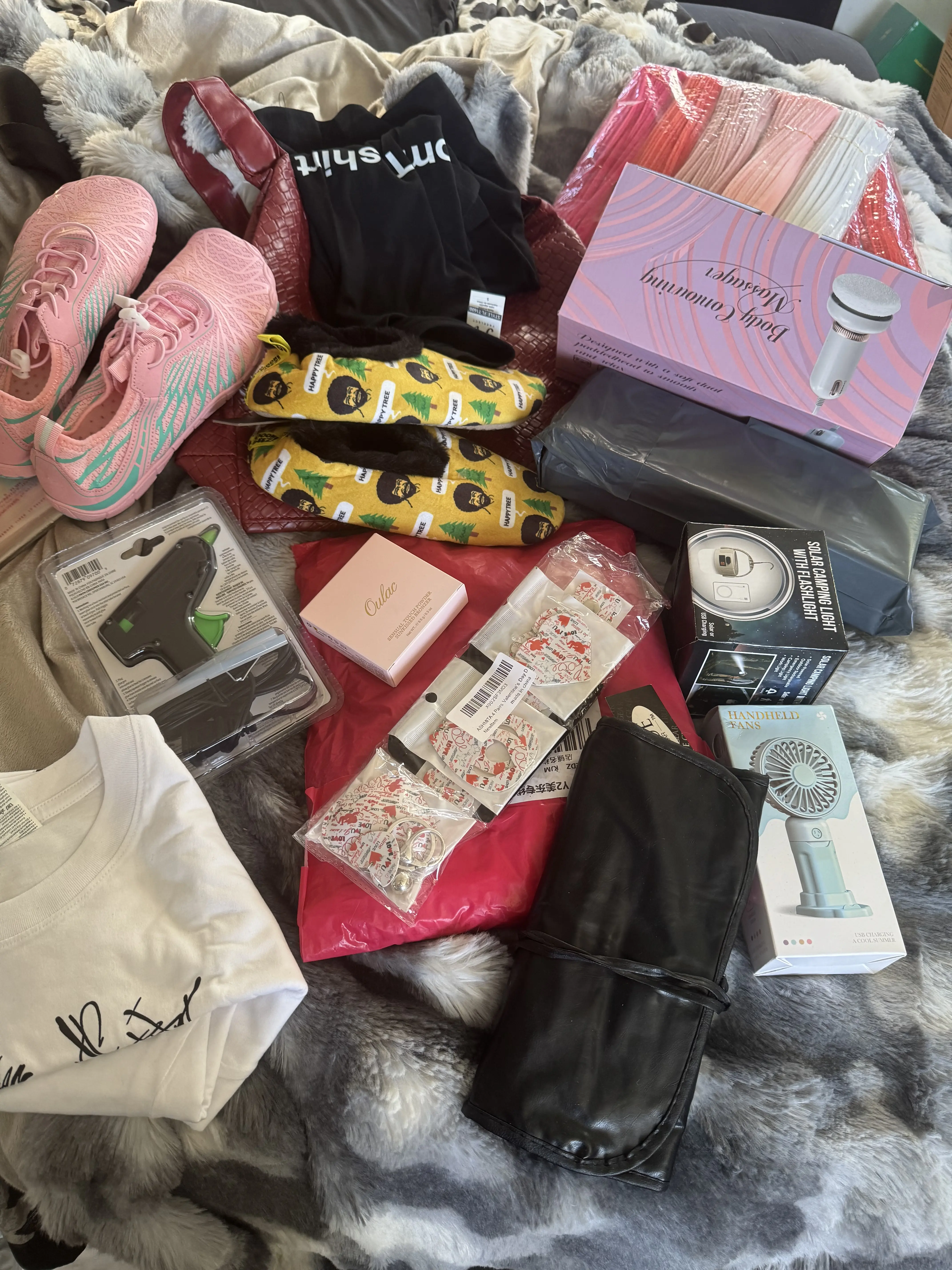 fashionable box various items including clothes, fashion accesories