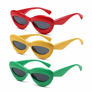 3 pairs of fun butterfly shaped toad mirrors, quirky and personalized party bat sunglasses, trendy thick framed retro Y2K cat eye sunglasses