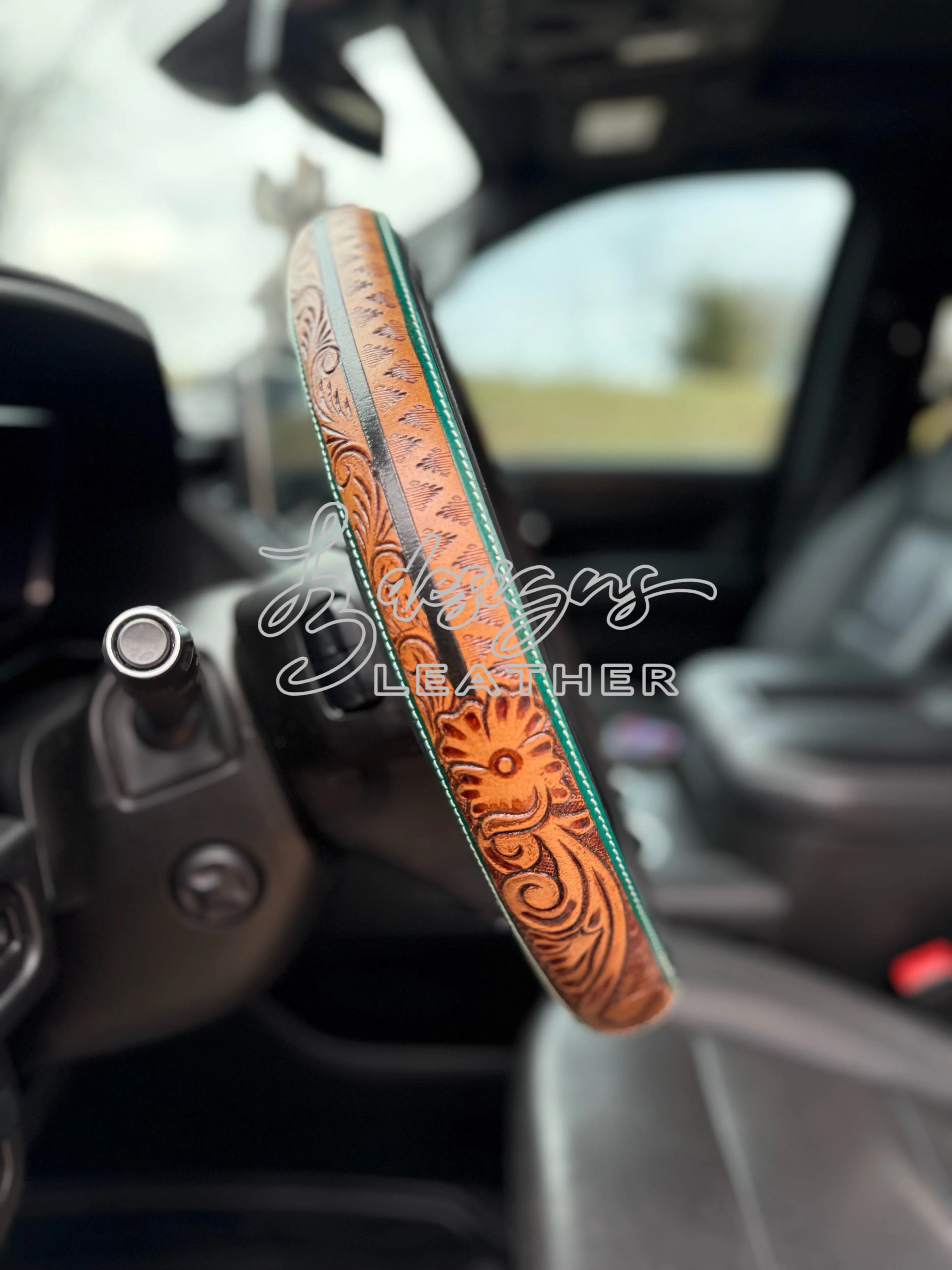 Simple Floral Tooled Steering Wheel Cover Simple Floral Tooled Steering Wheel Cover