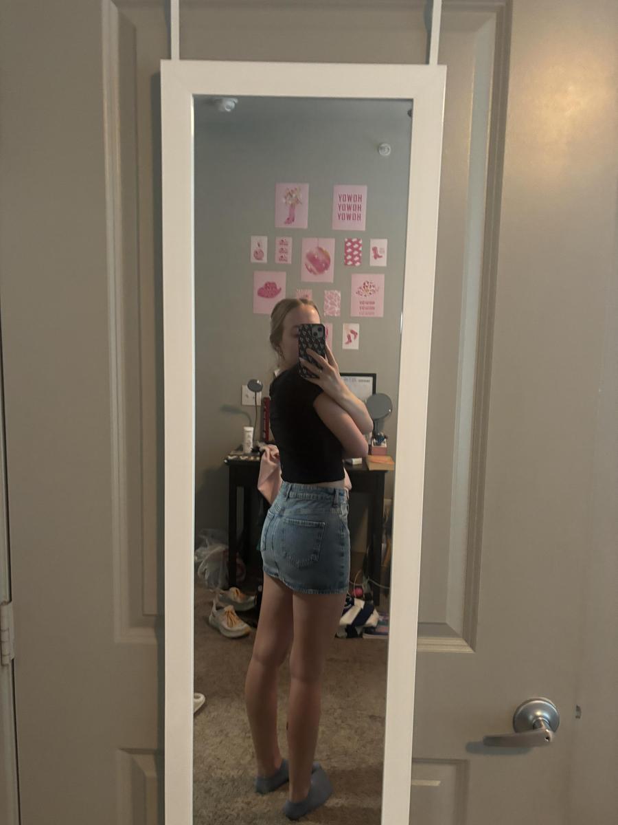 Item: MEDIUM INDIGO, 24