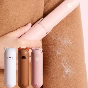 Cartoon Mini Foldable Lint Roller Sticky Roll - Reusable, Washable & Portable Pet Hair Remover Stick for Living Room, Bedroom, Outdoor & Car Clothes Cleaning,Washing Machine Friendly, Clothing Fuzz Remover, Randomly Shaped Like 3 Kinds Of Ears