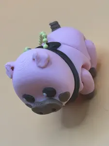 Cutie Patootie with a curly booty- Pig Keychain
