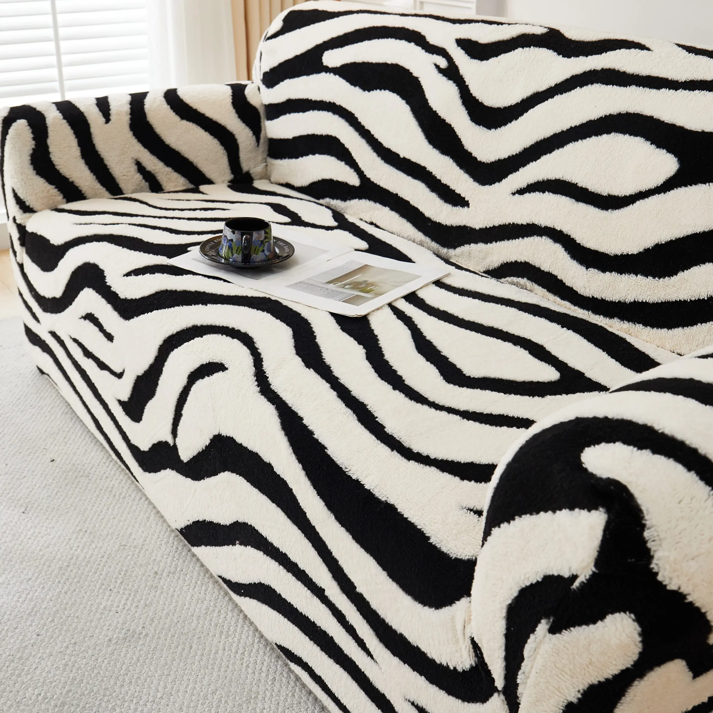 Pet-Friendly Sofa Cover, Dual Sofa Slipcover, Couch Cover, Couch Covers for Sofa, Dustproof Couch Protector, Anti-Dirty & Dustproof Fabric, Multi-Color Jacquard Zebra Pattern, Thickened Winter Use, Fits 1/2/3/4 Seater Sofas
