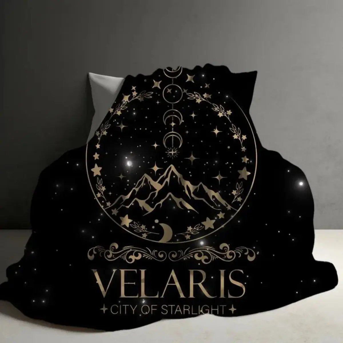 Flannel Figure Print Velaris Blanket - ACOTAR Merch, The Night Court, A Court Of Thorns and Roses Gift, SJM City Of Starlight Plush Throw, Bookish Gift For Her, Flannel Blanket, Figure Print Blanket
