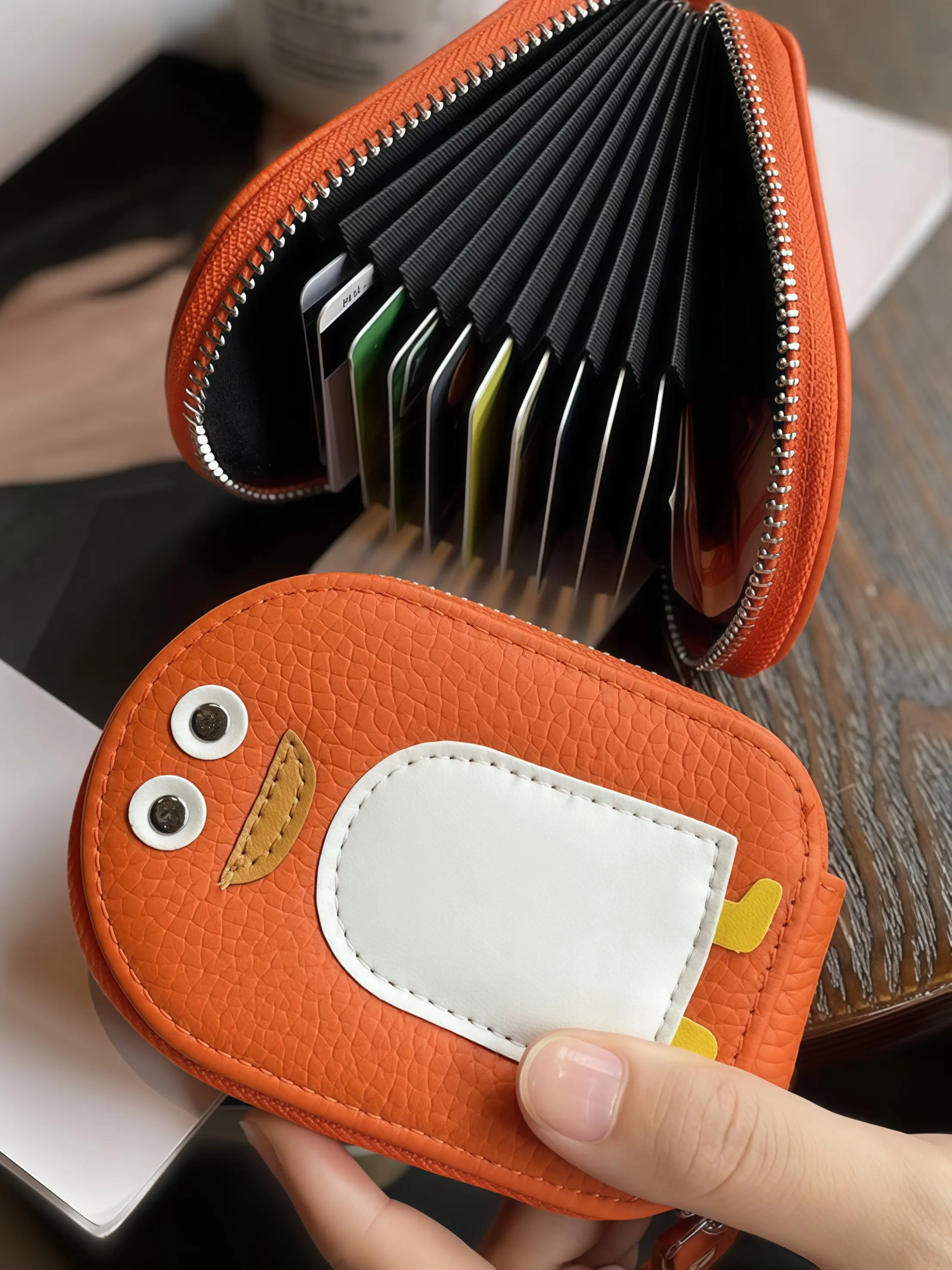 Cute Penguin Card Holder Organizer, Fun Design, Multi-Card Slots, Zipper Safety, Fashionable and Practical Daily Essential