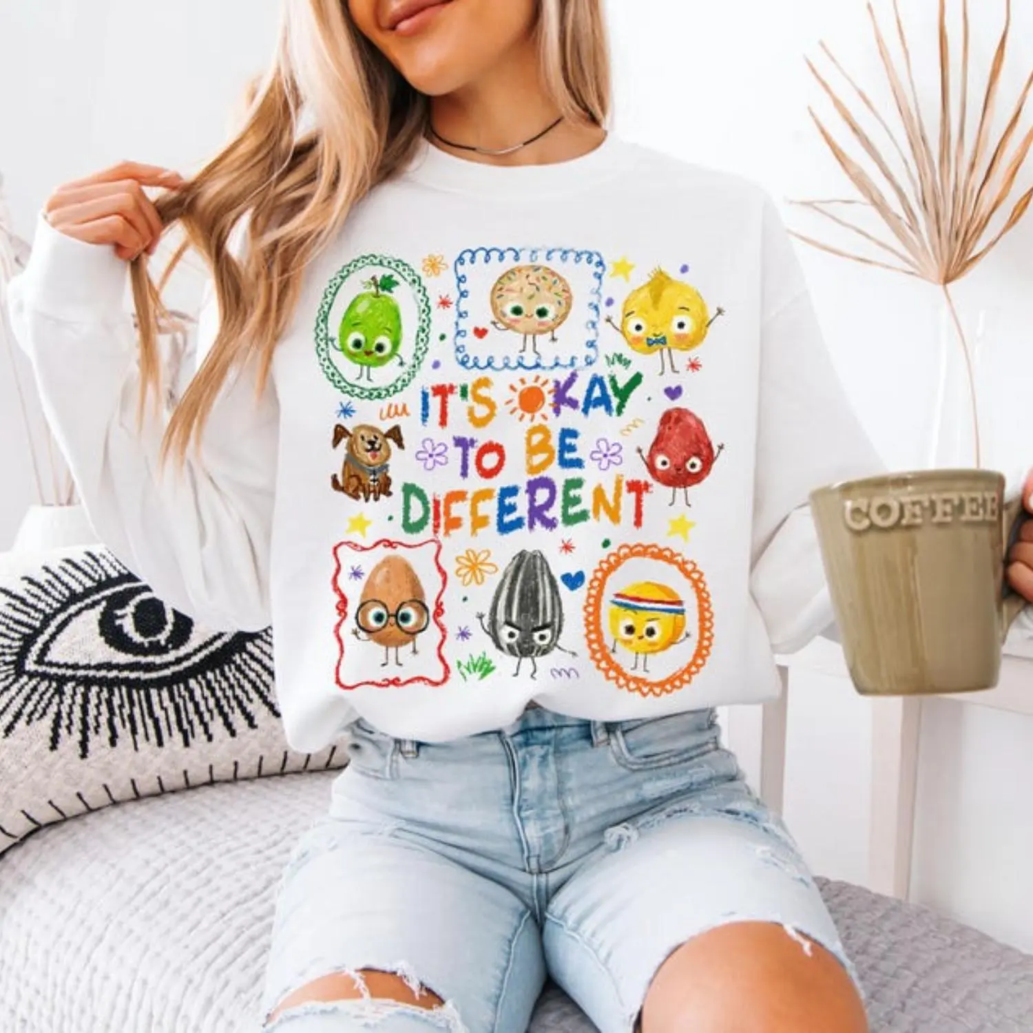 Autism Awareness Sweatshirt - Embrace Uniqueness, Inspirational It's Okay To Be Different Shirt, Autism Support Sweater for Advocates, Unique Teacher Gift Tee for Autism Awareness, Motivational Autism Month T-Shirt