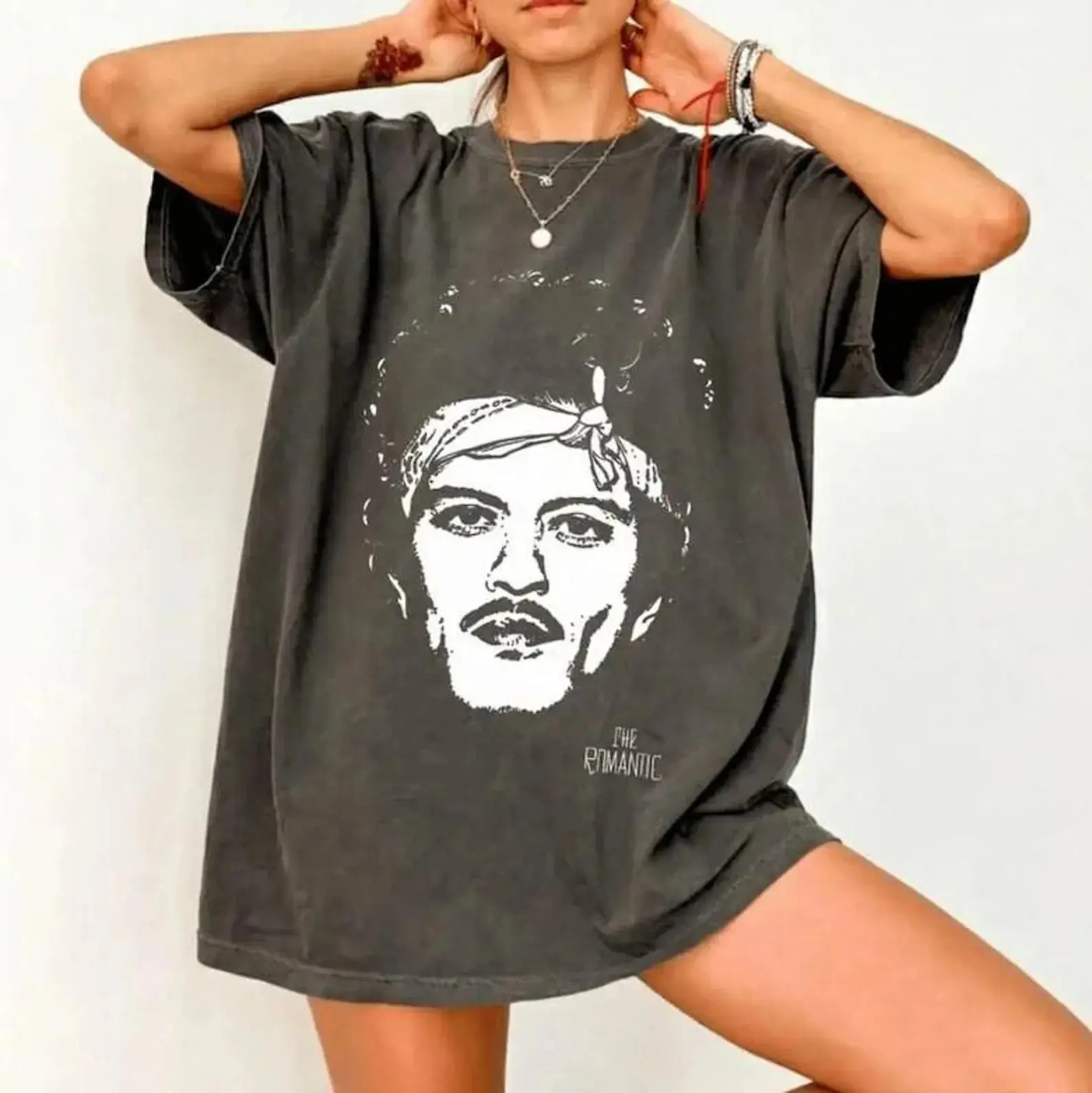 Comfort Colors Br Mars Romantic Tour 2026 T-shirt, Vintage Music Graphic Tee, Pop Singer Fan Gift Shirt